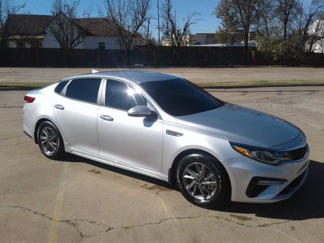 2020 KIA Optima