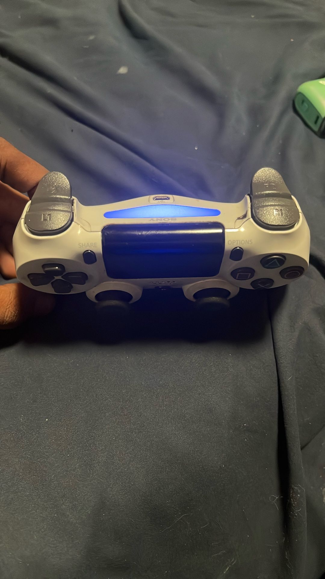 PS4 Controller