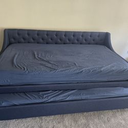 Daybed with Trundle