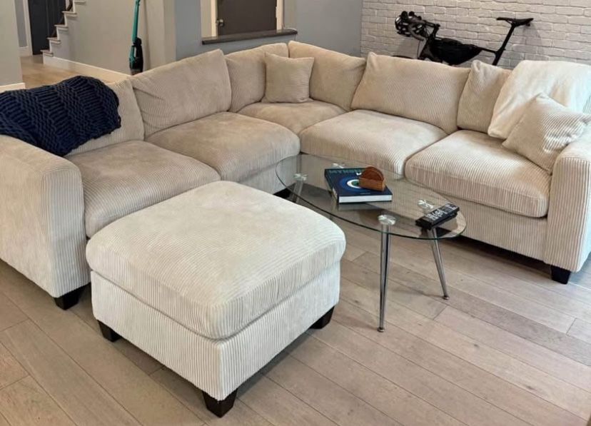 99x99 New Sectional Couch With Ottoman / Free Delivery