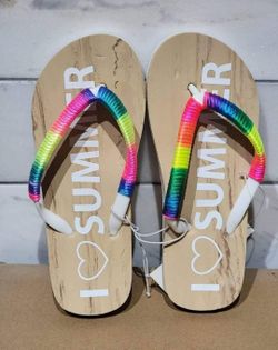Gir'ls Rainbow Themed Flp-flops for $2 each
(Three available in size small 11-12, One available in size M 13-1 and Two available in size L 2-3)