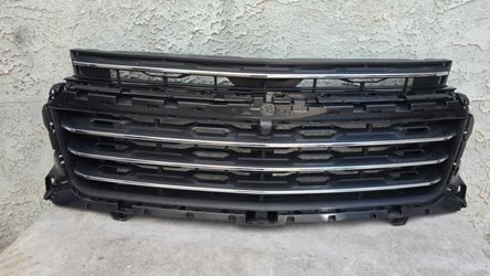 2024-2025 CHEVROLET TRAVERSE FRONT RADIATOR GRILL OEM