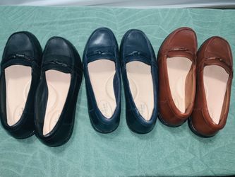 Clarks women's flats size 8