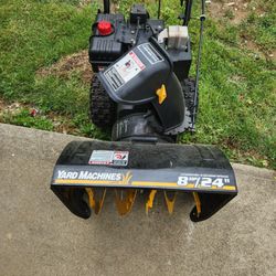 Yard snowblower