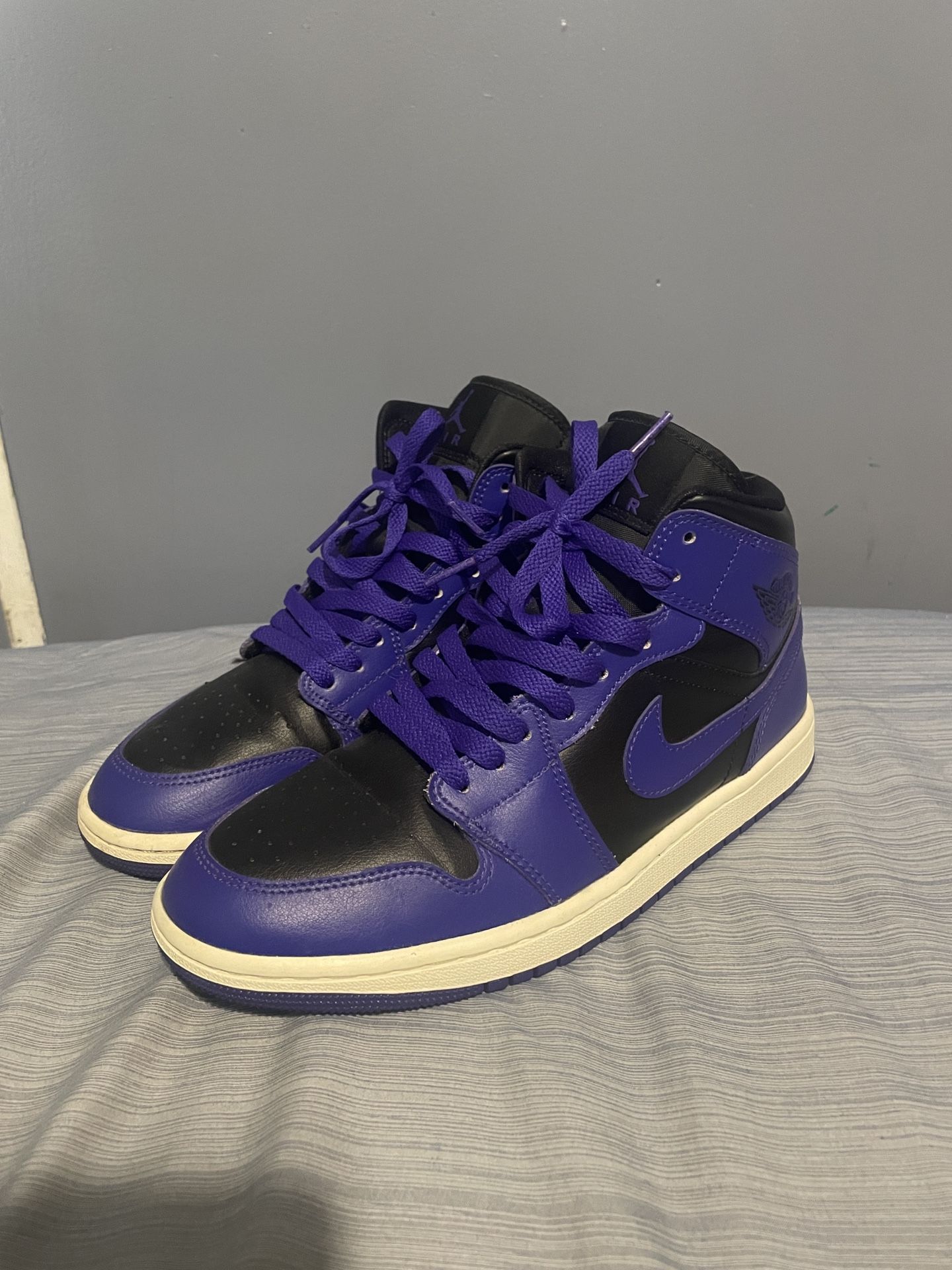 Women’s Jordan’s (Size 10W / Size 8.5M)
