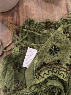 New one size bohemian skirt and adorable halter top