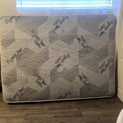 Queen mattress with box spring 