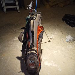 Yuengling Golf Bag And Clubs