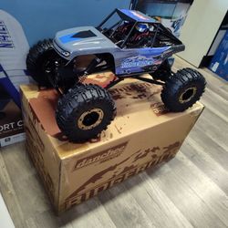 RC electric rock crawler brand new