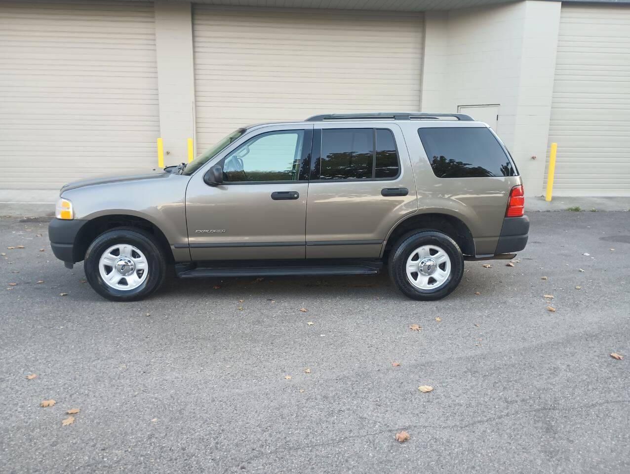 2004 Ford Explorer