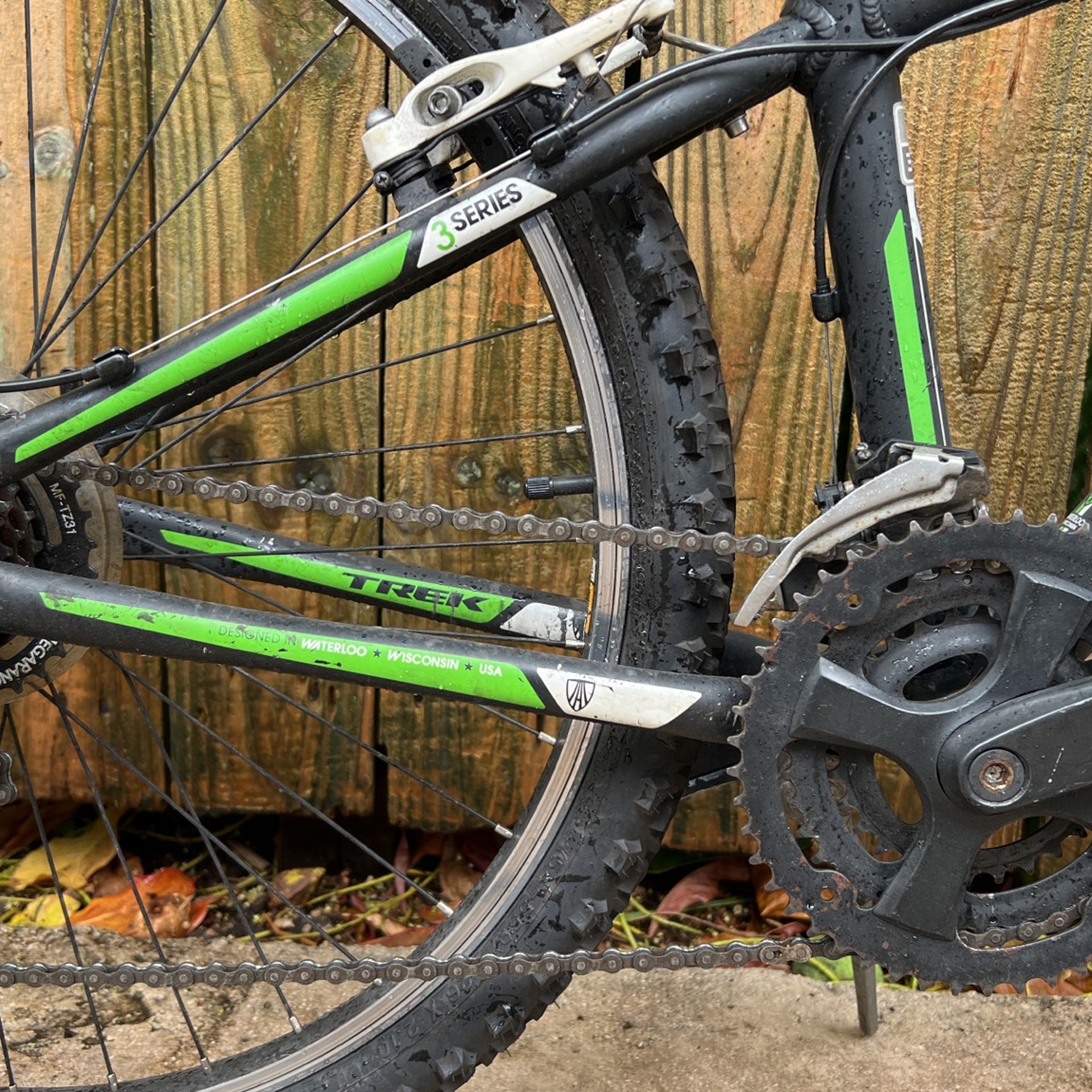 33 CM 13 TREK ALPHA 3500 SERIES BIKE BICYCLE MOUNTAIN BLACK