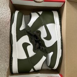 Nike Dunk Hi