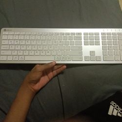 Iclever Keyboard Cord Required For It To Be In Use