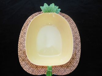 Pineapple Platter And Bowl