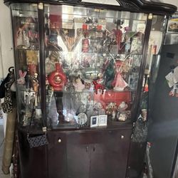 Beautiful Curio Cabinet