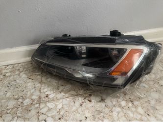 Stop light VW Jetta 2016