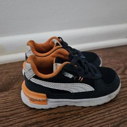 Puma Kids Shoes, Size 7