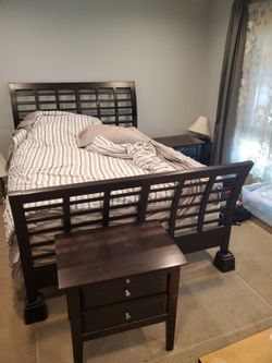 Dark Wood Queen Bed Frame with Nightstand
