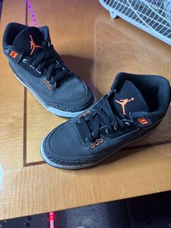 Jordan 3’s 4Y PRICE IN DESCRIPTION
