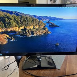 27” Samsung Computer Monitor