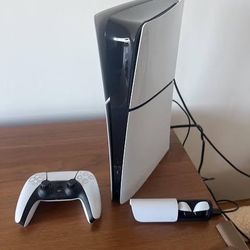 Ps5 (Game console)