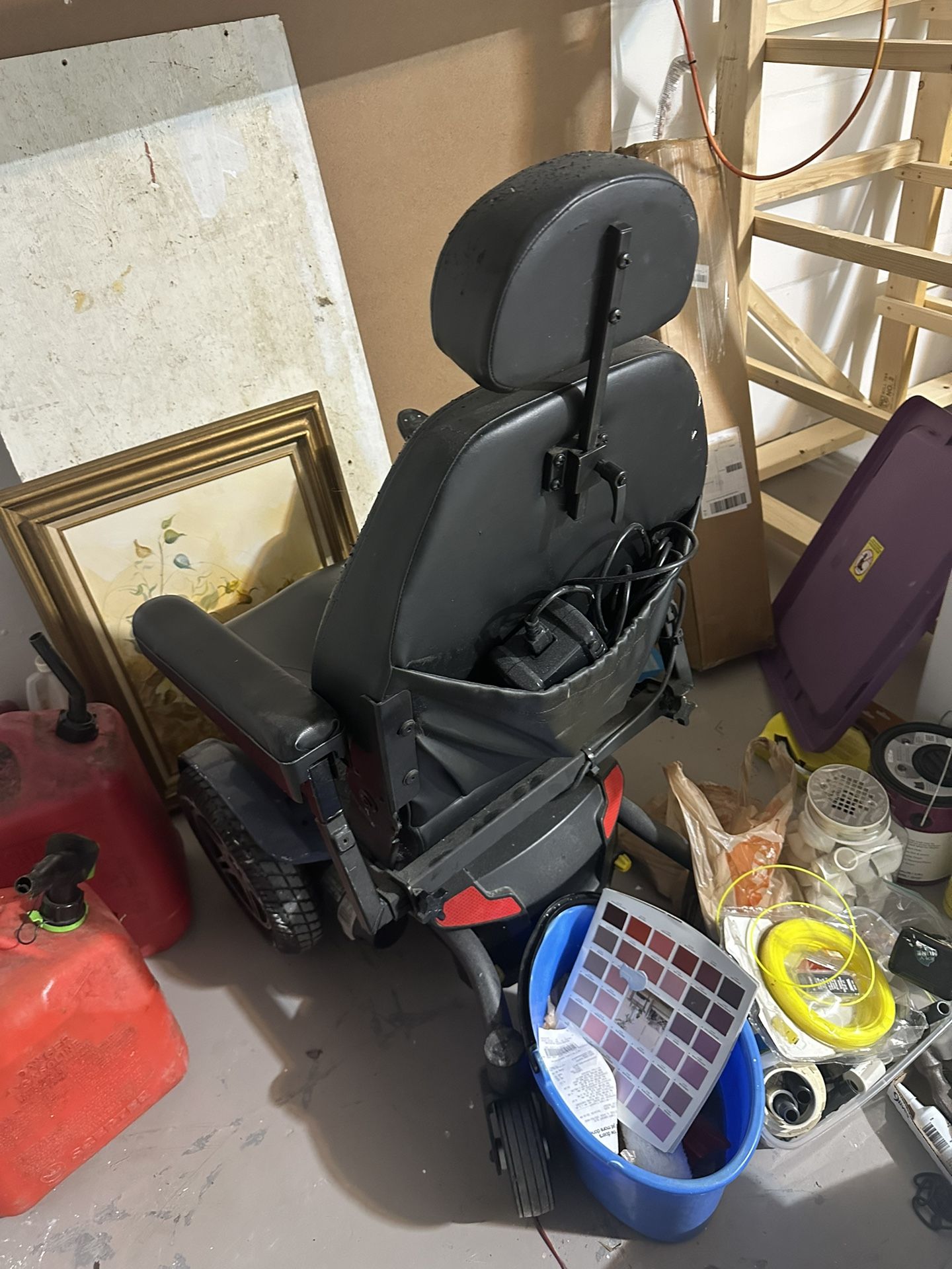 Mobility electric wheelchair
