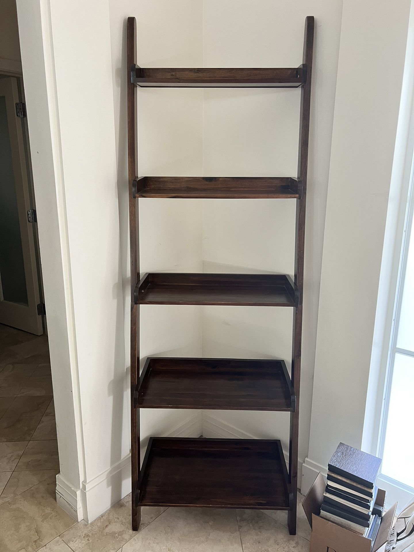 Wood Ladder Shelving Unit/Bookcase