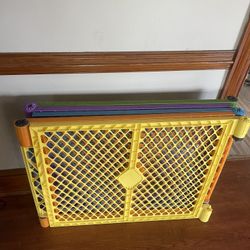 Kids Pet Superyard Play Gate 