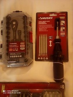 Husky 12-in-1 Quick-Load Ratcheting Screwdriver