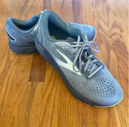 Men’s Brooks Ghost 16 Size 13