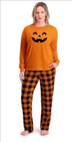 DreamLife Women's Halloween 2-Piece Pajama Set $7.99
