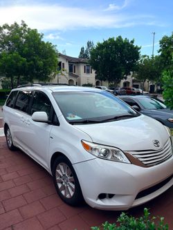 Sienna Toyota