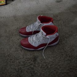 Used Jordan 11 Cherry Size 12.5 - No Box