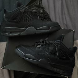 Jordan 4 Black Cat