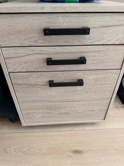 2 side tables
