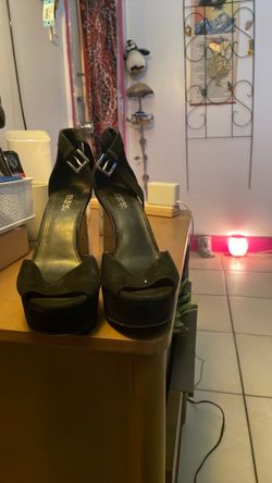 Michael  K  ( heel shoes 👠