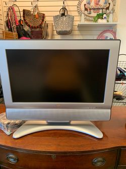 24” tv with built in dvd player