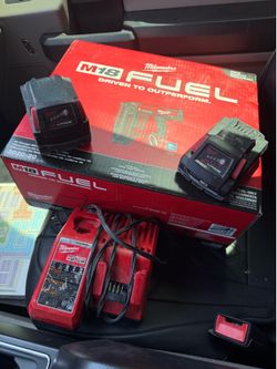 Milwaukee 16 gauge nail gun ( straight nail )