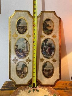 PAREJA DE CUADROS ITALIANO DE MADERA CON PINTURA DE EPOCA