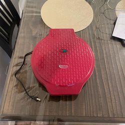 Betty Crocker 12-Inch Pizza Maker & Countertop Grill - Red