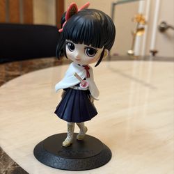 Banpresto Q Posket: Demon Slayer: Kimetsu no Yaiba-Kanao Tsuyuri (Ver. A) Figure