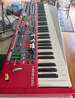 Nord Stage 4 Compact