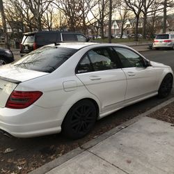2008 Mercedes-Benz C300 4matic Sport Model