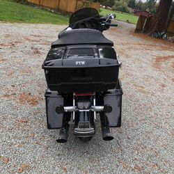 Harley Davidson Ultra Glide Six Speed 