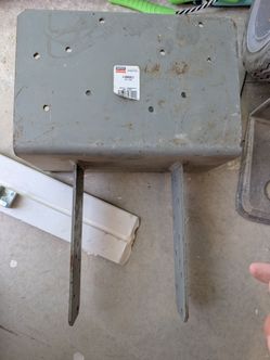Simpson Ccq Column cap for 6x beam