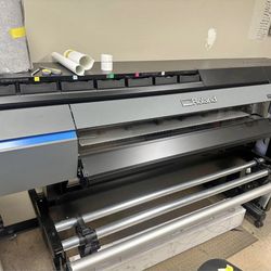 Vinyl Printer, Laminator & Application table