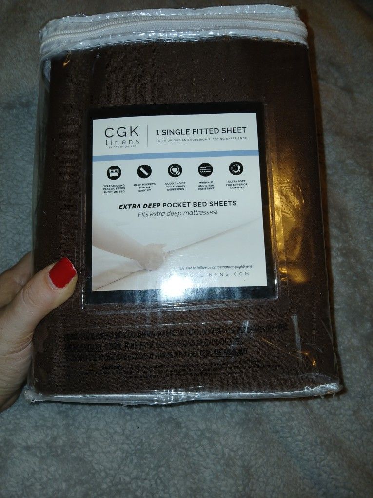 Assorted Size And Color Bed Linens