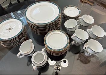Wedgwood Kenyon Set Teal and Gold 10 place setting
