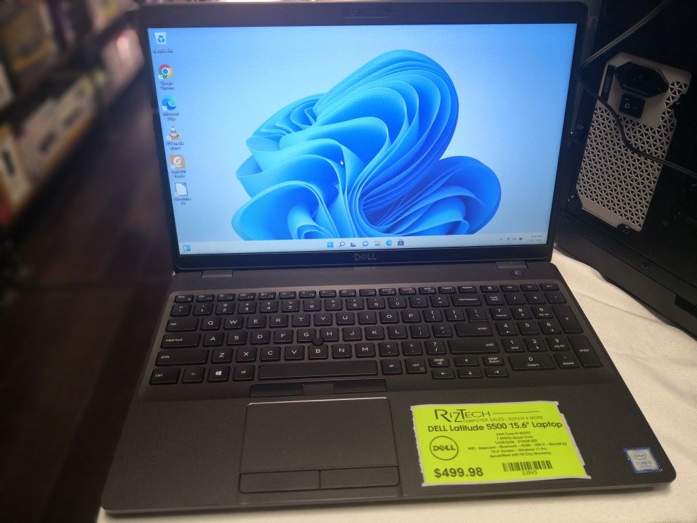 DELL Latitude 5500 15.6" Laptop
Intel Core i5-8265U
1.60GHz Quad Core
16GB RAM 512GB SSD WiFi Webcam Bluetooth HDMI USB-C