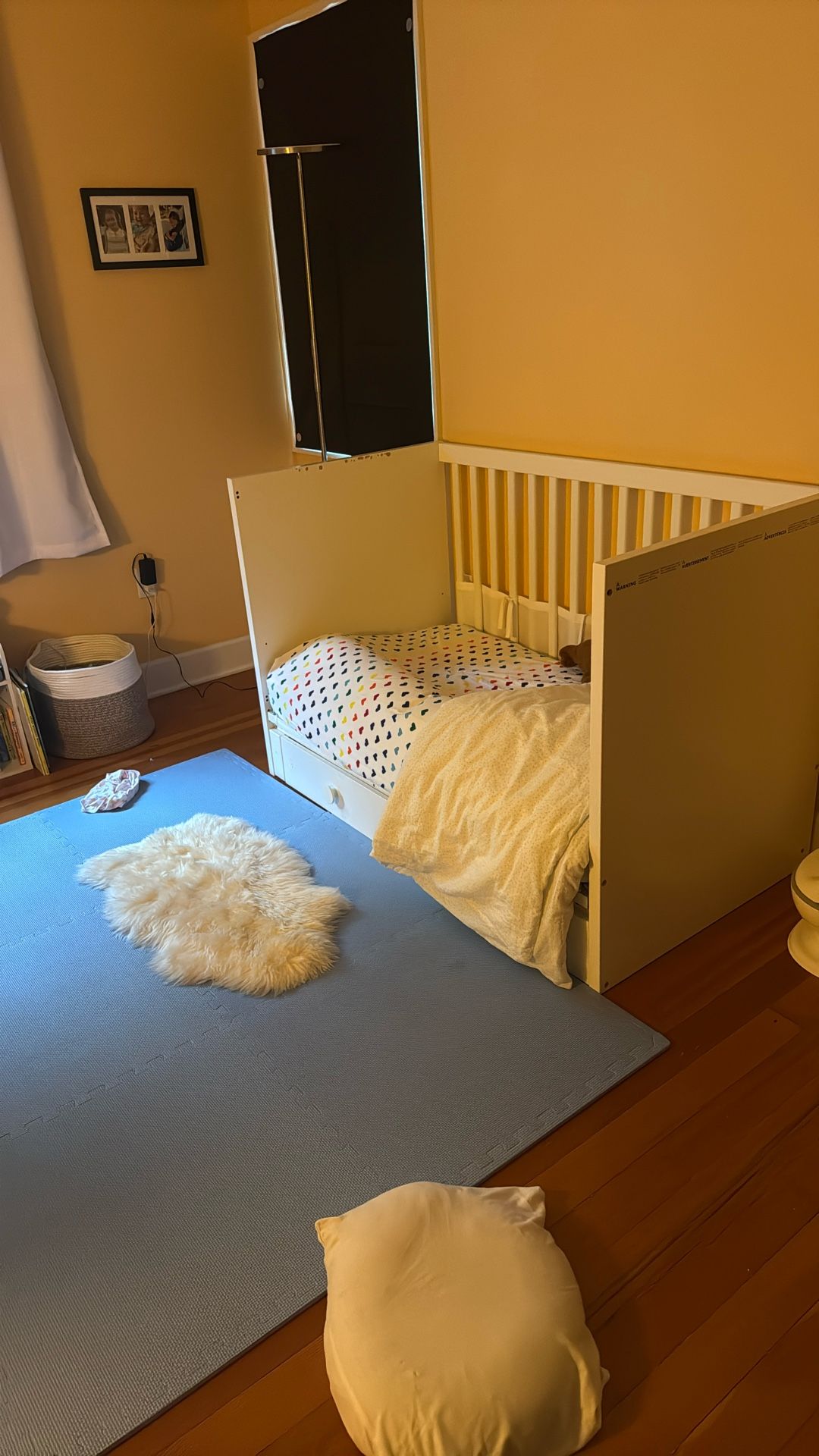 Free IKEA Crib